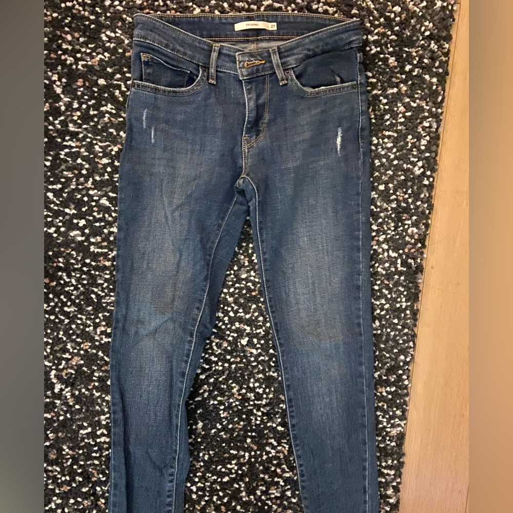 Levi’s 711 skinny jeans good condition size 27